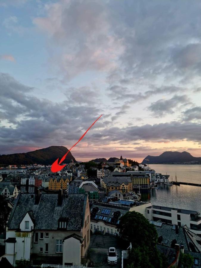 Eco Apartament W Ålesund Buitenkant foto
