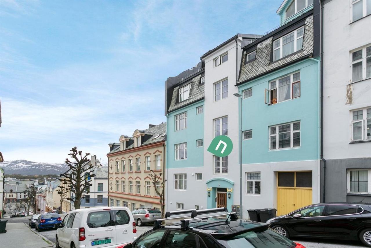 Eco Apartament W Ålesund Buitenkant foto